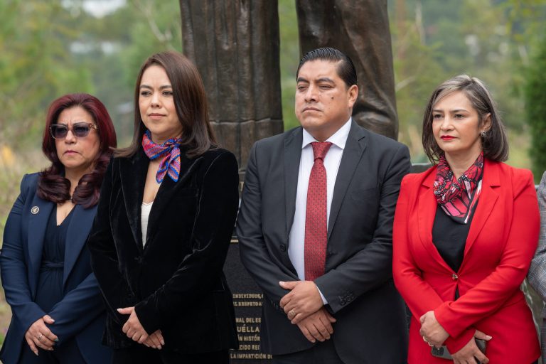 12-09-2025_HOMENAJE-MFMAM_05